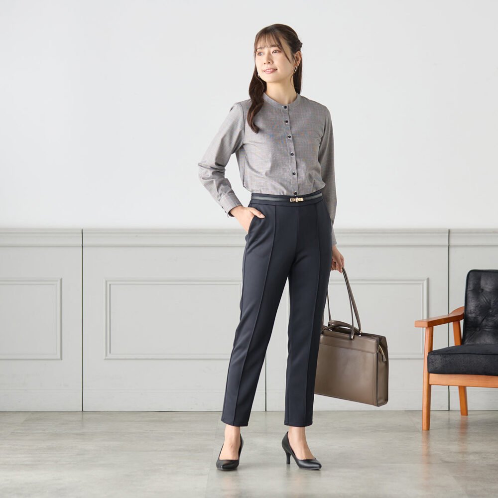 Scuba Knit Cropped Pants