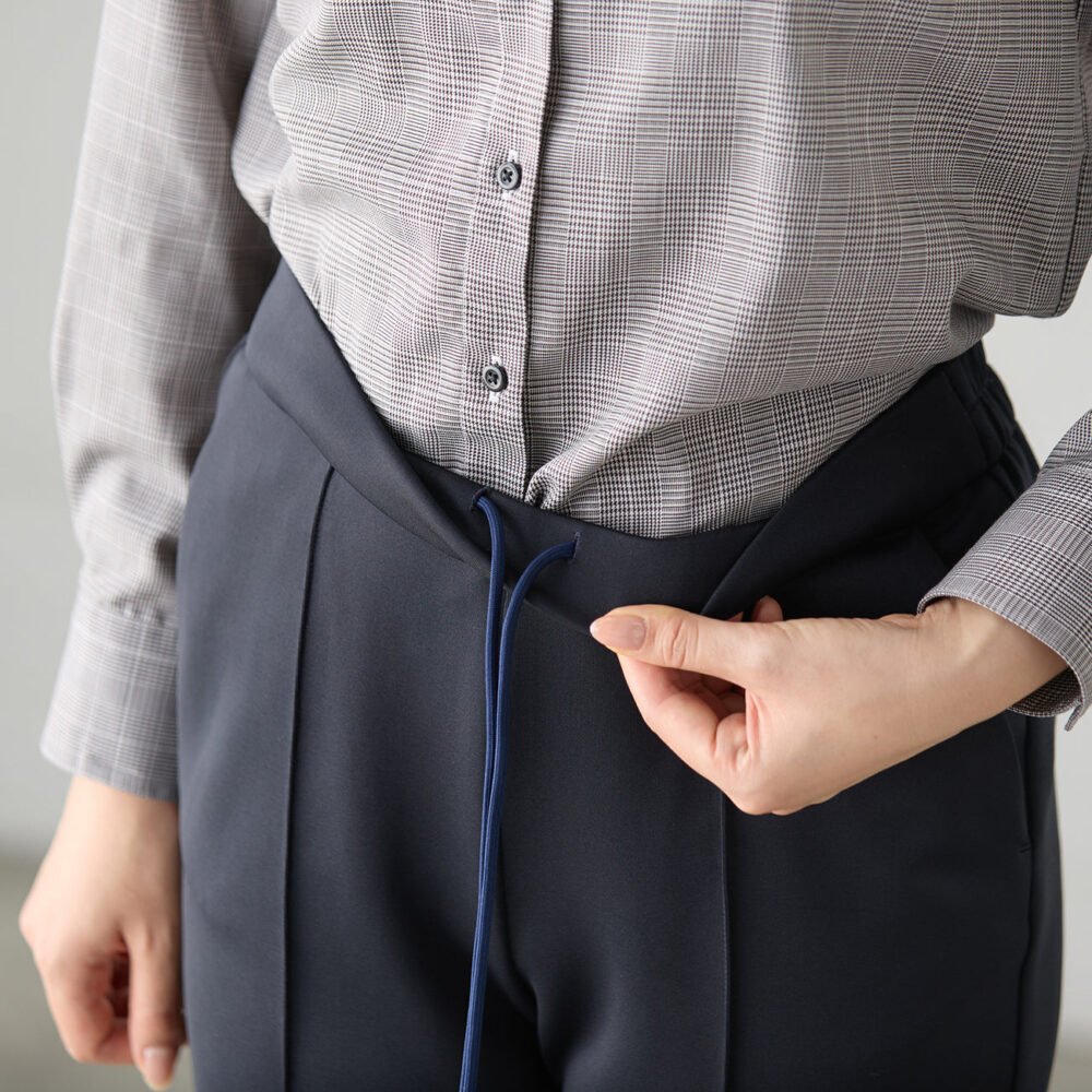 Scuba Knit Cropped Pants - Image 3